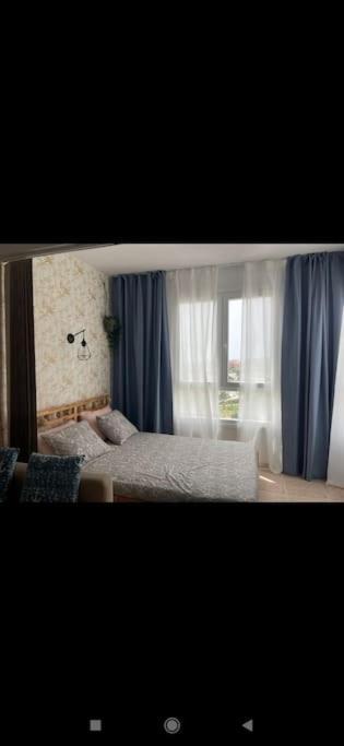 Estudio En La Colina Zona Playamar Torremolinos Exterior photo